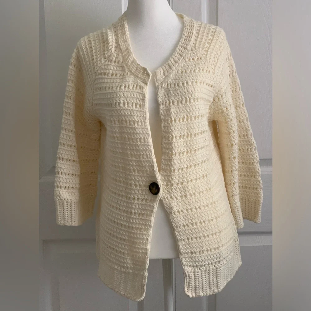GAP Ivory Knit cotton/wool Single Button Cardigan Sweater